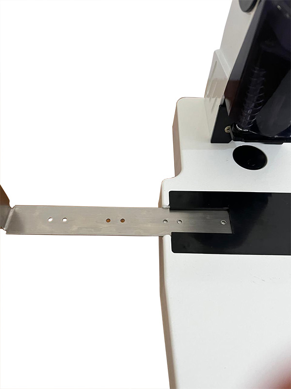 Perfurador Manual de Mesa 1 Furo com Régua- T30